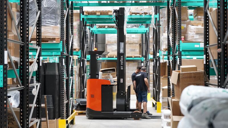 supply chain consulting firm for total landed cost reduction